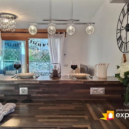 De 50m2 Pour 2 Personnes - Terrasse Et Balcon * Куршевель
